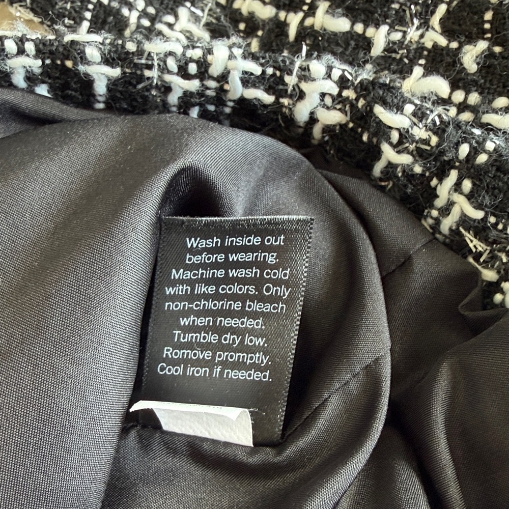 Vera Wang Black and White Tweed Blazer | Size XS - Picture 8 of 10